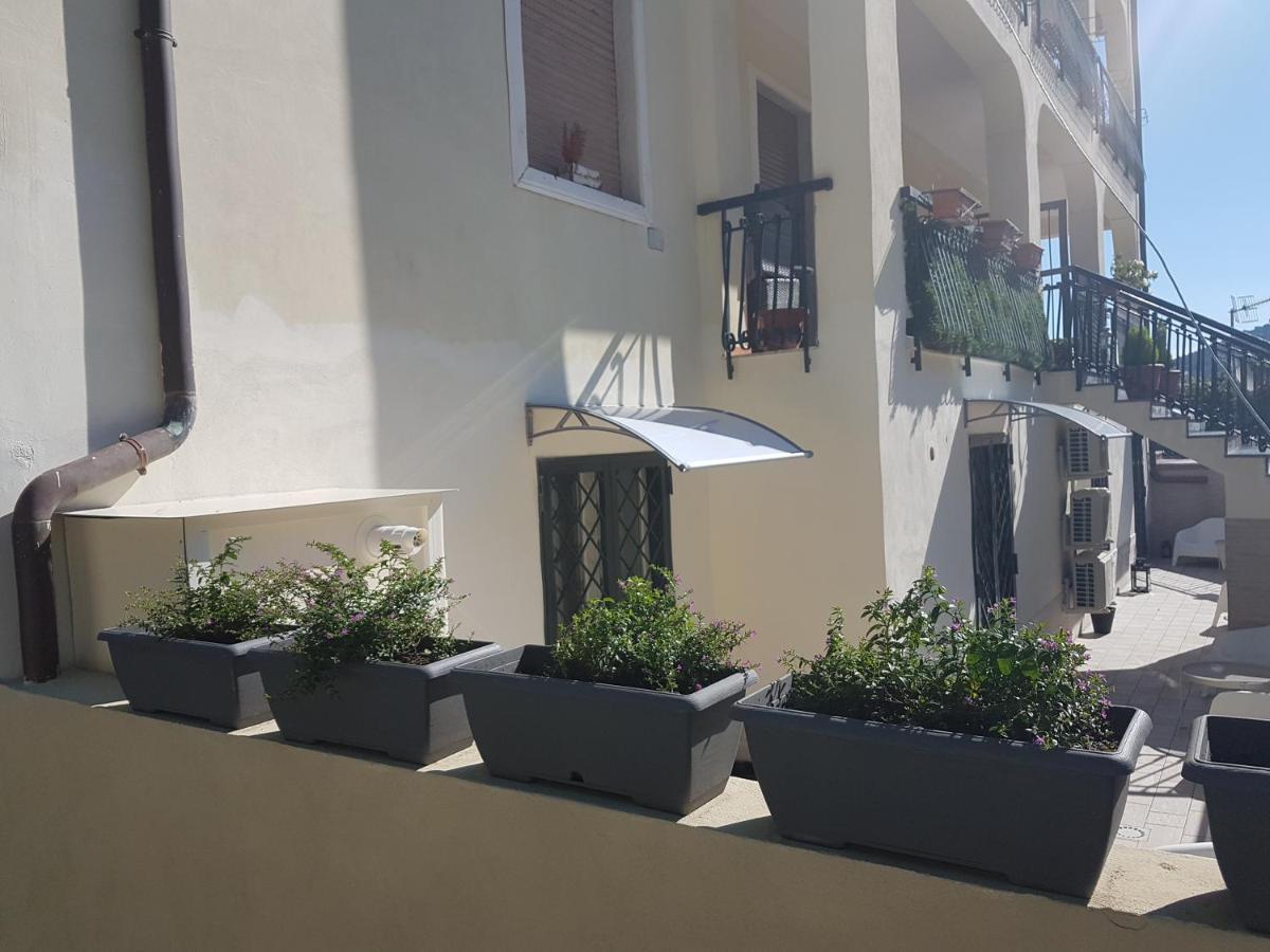 Mareluna B&B Castellammare di Stabia Eksteriør billede
